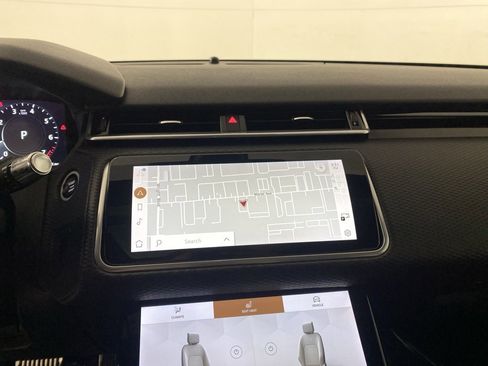 Used 2021 Land Rover Range Rover Velar R-Dynamic S image 21