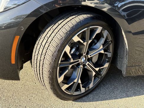 Used 2025 BMW 430i Coupe w/ M Sport Package image 17