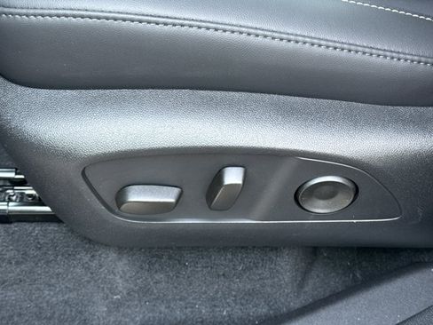 New 2026 GMC Acadia Elevation w/ Black Edition FWD image 18