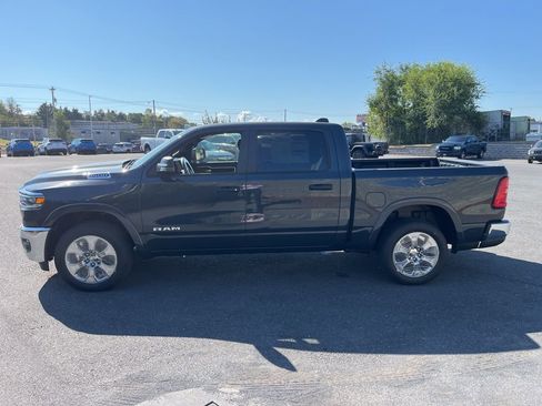 New 2026 RAM 1500 Big Horn AWD/4WD image 8