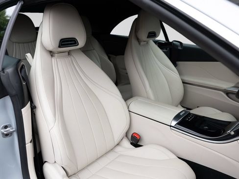 Used 2026 Mercedes-Benz CLE 450 4MATIC Cabriolet image 5