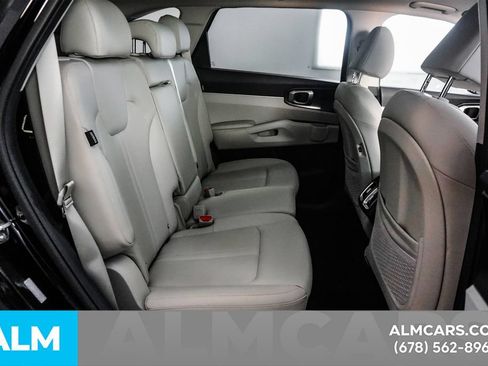 Used 2025 Kia Sorento S w/ Panoramic Sunroof Package FWD image 15