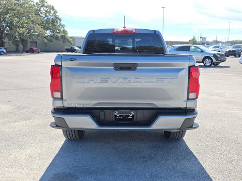Used 2023 Chevrolet Colorado LT w/ LT Convenience Package image 7