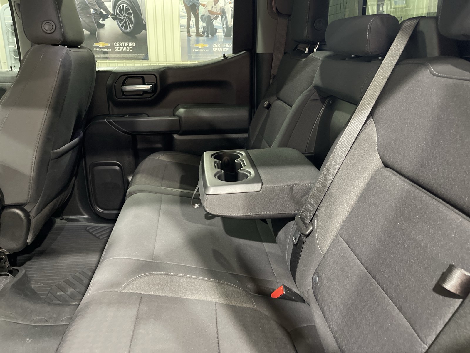 Used 2020 Chevrolet Silverado 1500 LT w/ Convenience Package AWD/4WD image 14