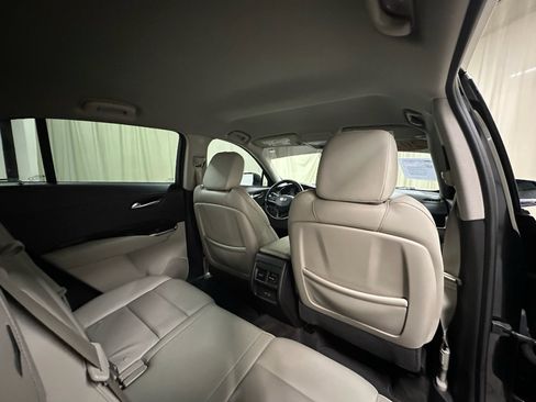 Used 2022 Cadillac XT4 Premium Luxury w/ Safety Alert Package AWD/4WD image 16