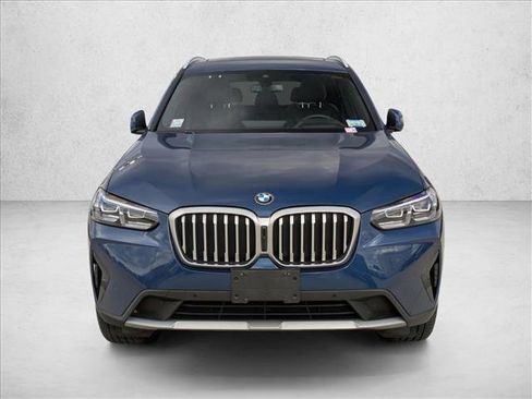 Used 2024 BMW X3 xDrive30i w/ Premium Package image 2