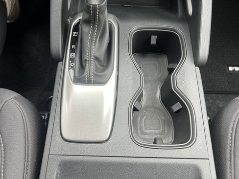 Used 2022 Nissan Frontier SV w/ Technology Package image 26