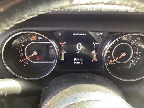 Used 2021 Jeep Wrangler Unlimited Sahara w/ Dual Top Group AWD/4WD image 11