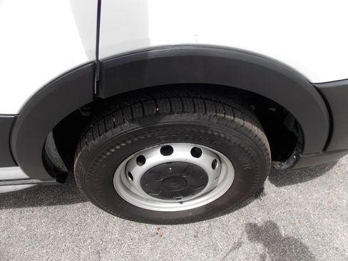 Used 2020 Ford Transit 250 148 High Roof Extended image 21