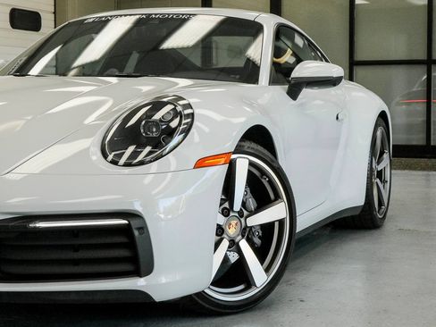 Used 2021 Porsche 911 GT3 RS image 12