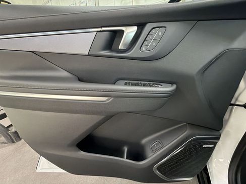 New 2026 Buick Enclave Sport Touring w/ Power Package image 22