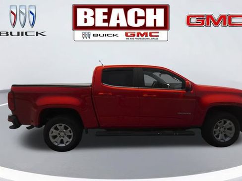 Used 2019 Chevrolet Colorado LT w/ LT Convenience Package RWD image 2