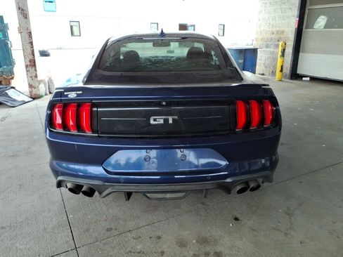 Used 2020 Ford Mustang GT RWD image 4