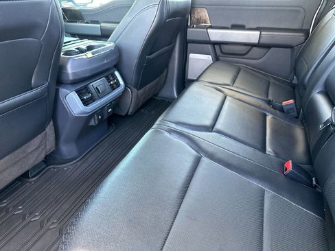 Certified 2022 Ford F150 Lariat w/ Max Trailer Tow Package AWD/4WD image 11