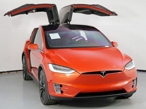 Used 2020 Tesla Model X Long Range image 51