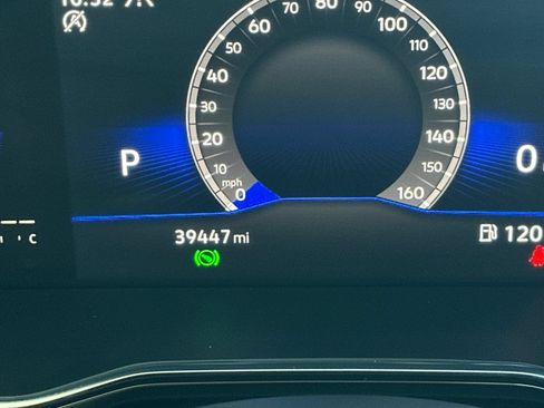 Used 2023 Volkswagen Jetta SE FWD image 24