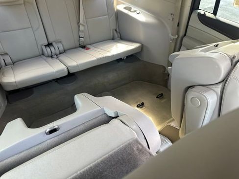 Used 2018 GMC Yukon XL Denali w/ Open Road Package image 17