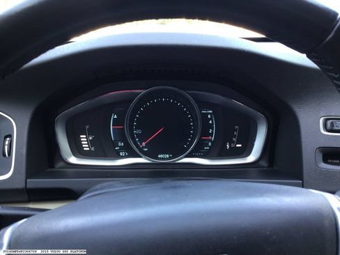 Used 2015 Volvo S60 T5 Platinum FWD image 11