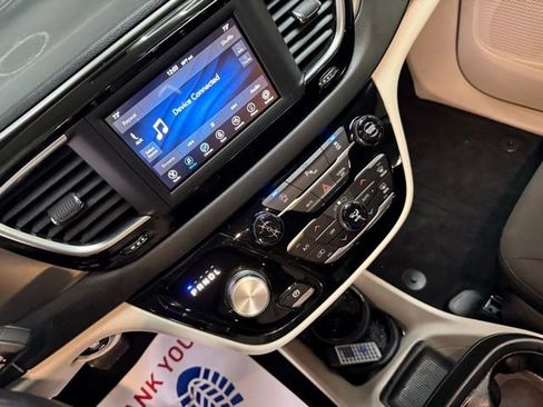 Used 2020 Chrysler Pacifica Touring w/ Cold Weather Group image 30