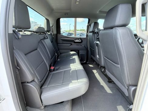 Used 2026 GMC Sierra 1500 SLT AWD/4WD image 26