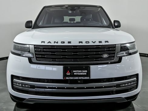 Used 2022 Land Rover Range Rover Long Wheelbase SE AWD/4WD image 4