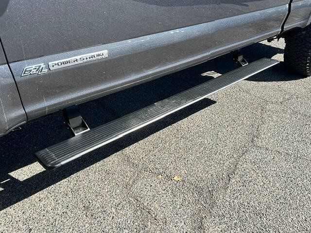 Used 2017 Ford F250 Lariat w/ Lariat Ultimate Package AWD/4WD image 20