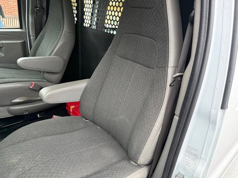 Used 2024 Chevrolet Express 2500 w/ Driver Convenience Package image 16