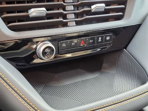 New 2026 Ford Explorer Tremor w/ Tremor Ultimate Package image 21