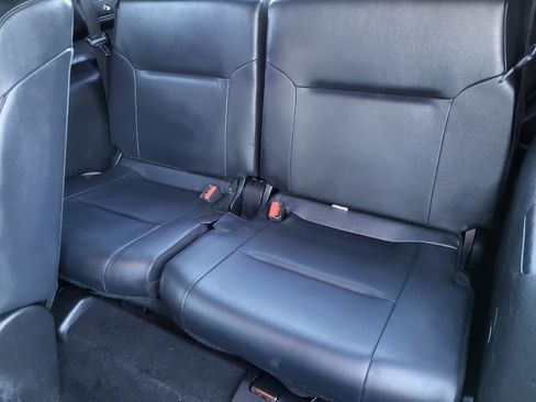 Used 2022 Mitsubishi Outlander SE image 19