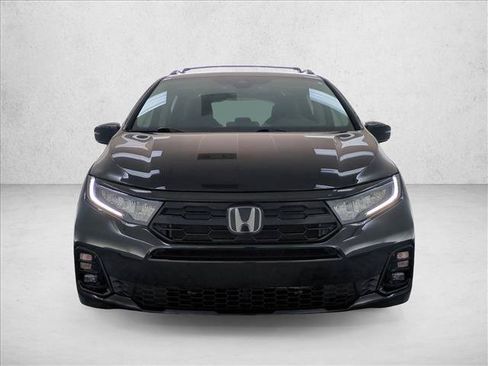 Used 2025 Honda Odyssey Elite image 2