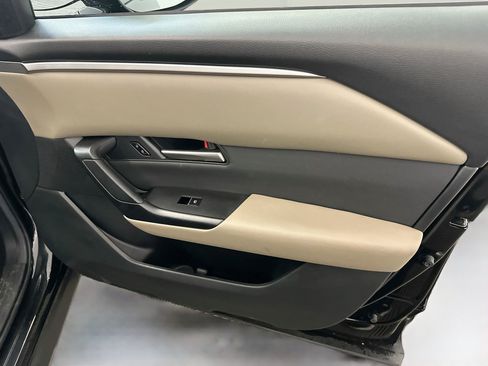 Used 2025 MAZDA CX-50 AWD 2.5 S w/ Premium Package image 35