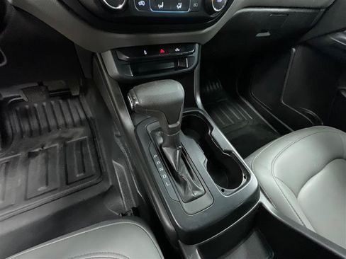 Used 2019 Chevrolet Colorado W/T RWD image 16