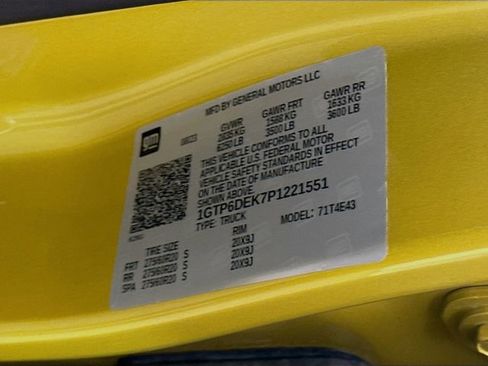 Used 2023 GMC Canyon AT4 w/ AT4 Premium Package image 35