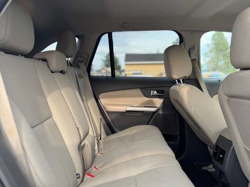 Used 2013 Ford Edge SE image 8