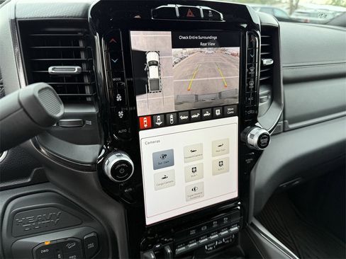 Used 2024 RAM 2500 Rebel w/ Towing Technology Group image 19