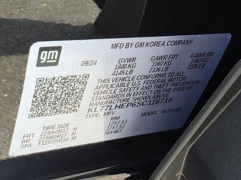 Used 2025 Chevrolet Trax LT w/ Driver Confidence Package FWD image 31