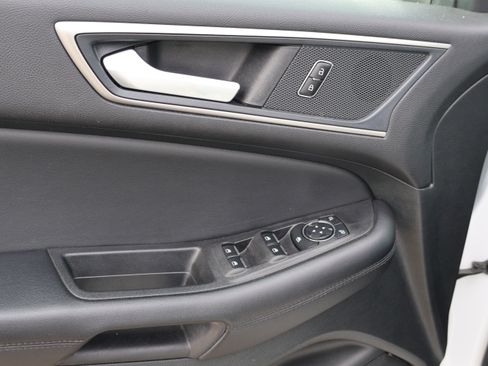 Used 2023 Ford Edge SEL image 24