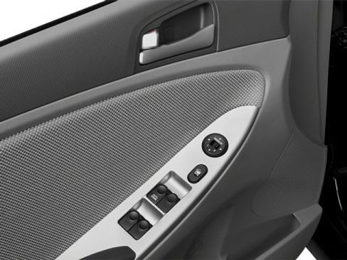 Used 2014 Hyundai Accent GLS image 20