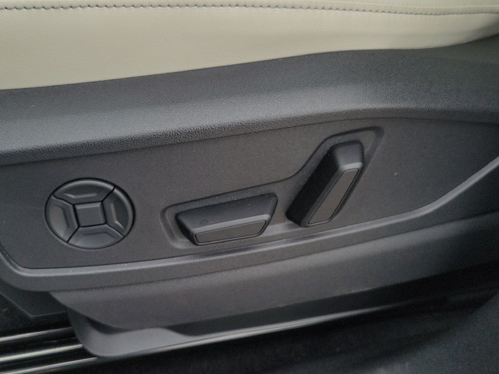 New 2026 Audi Q5 Premium AWD/4WD image 18