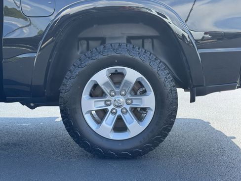 Used 2022 RAM 1500 Laramie image 9