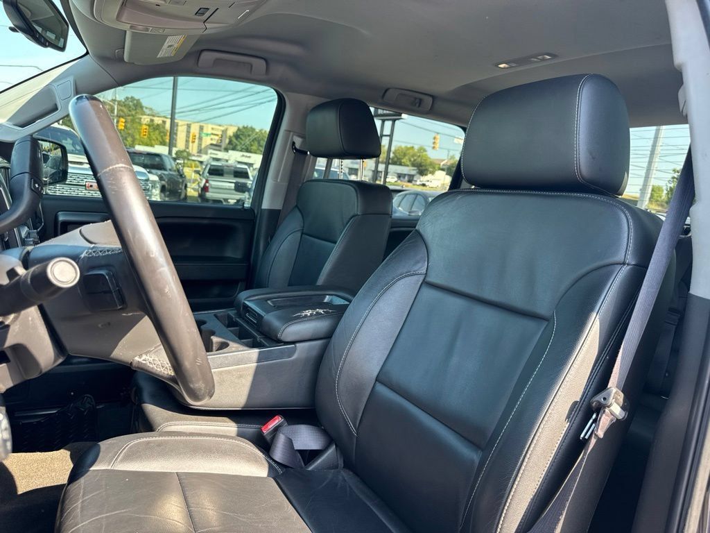 Used 2017 Chevrolet Silverado 1500 LT w/ All Star Edition AWD/4WD image 15