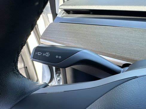Used 2020 Tesla Model 3 RWD image 32