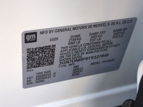 New 2026 Chevrolet Equinox EV LT image 32