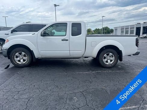 Used 2010 Nissan Frontier SE w/ SE Value Truck Pkg AWD/4WD image 4