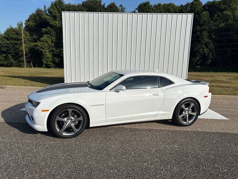 Used 2014 Chevrolet Camaro LT w/ RS Package RWD image 1