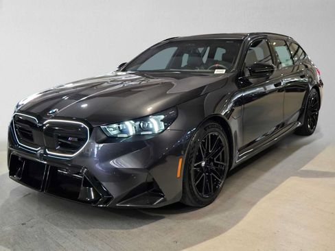 New 2027 BMW M5 Touring AWD/4WD image 7