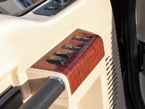 Used 2012 Ford F250 King Ranch w/ King Ranch w/Chrome Pkg image 40