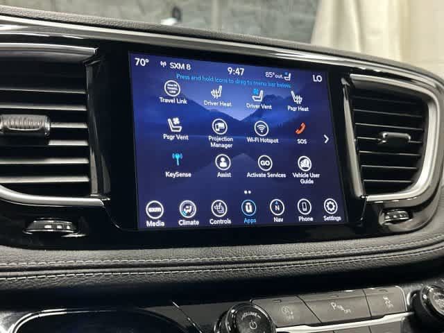 Used 2020 Chrysler Pacifica Limited FWD image 22
