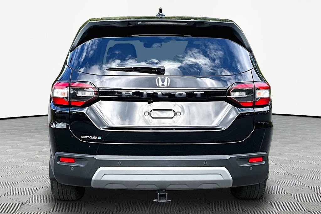 Used 2024 Honda Pilot EX-L image 7