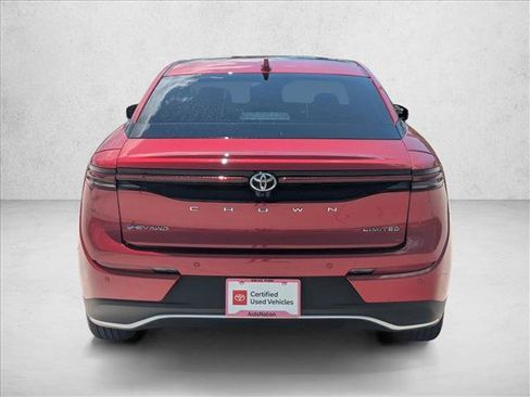 Used 2024 Toyota Crown AWD/4WD image 6